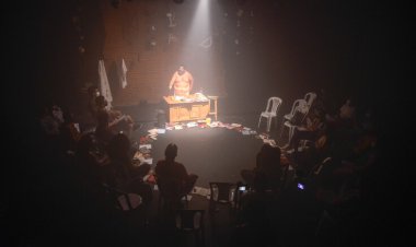 O QUE TE ESCREVO É PURO CORPO INTEIRO