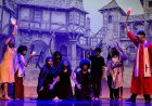 Teatro e reflexão social marcam abertura do encerramento do semestre das Oficinas Artísticas do Teatro João Paulo II